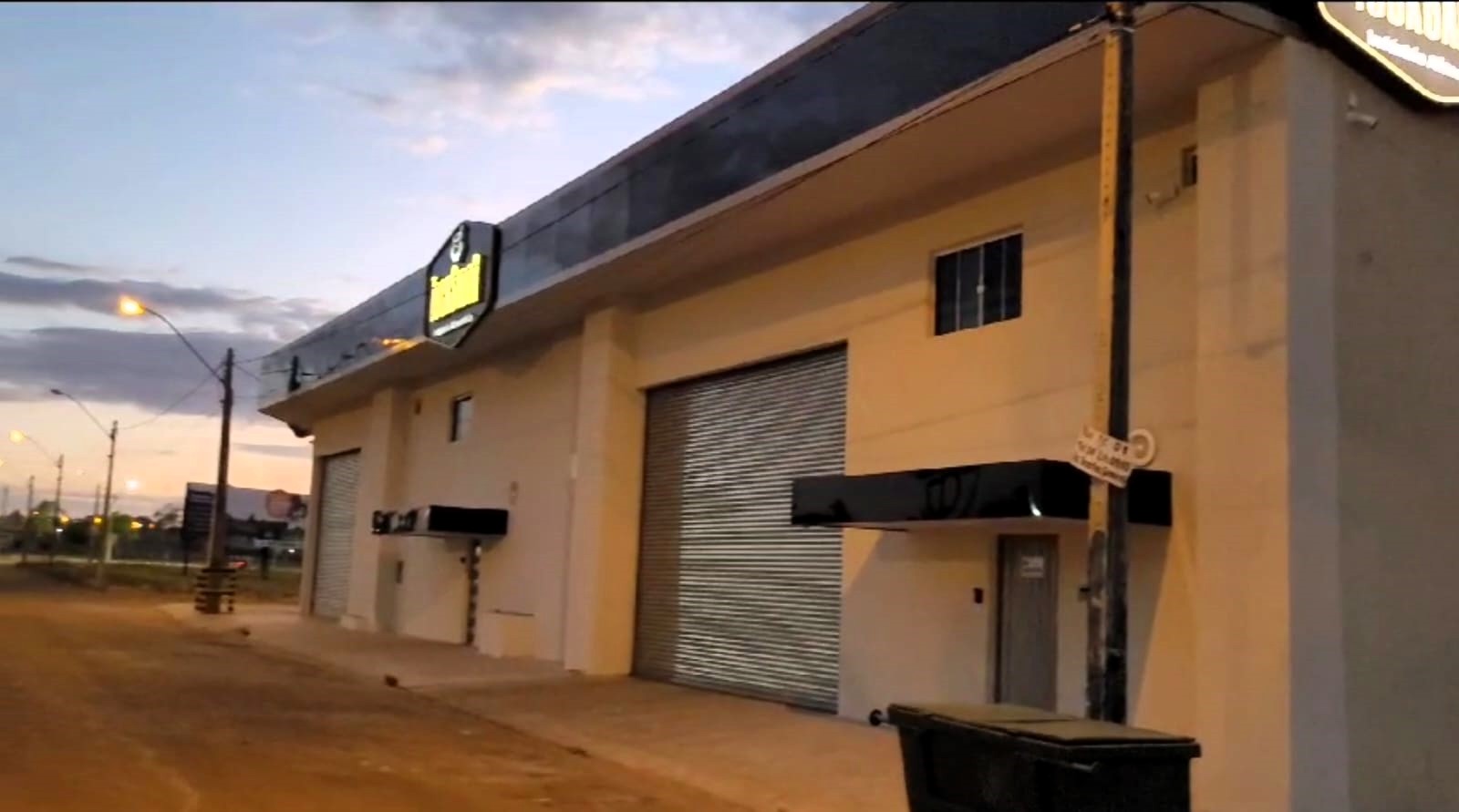 fachada lateral menor.jpeg